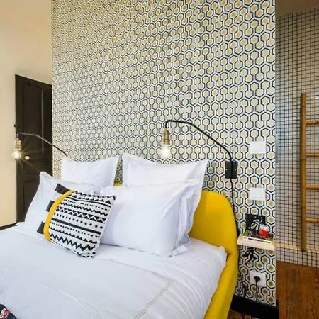 London Avenue Keyweek Center With Balcony And Parking * 비아히쯔