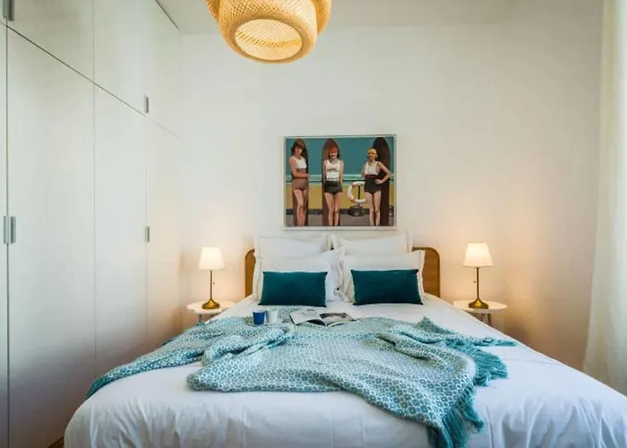 London Avenue Keyweek Center With Balcony And Parking Appartamento