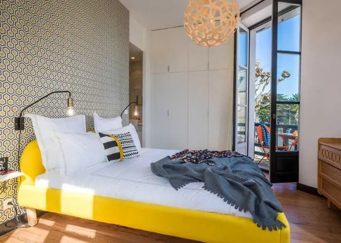 London Avenue Keyweek Center With Balcony And Parking *