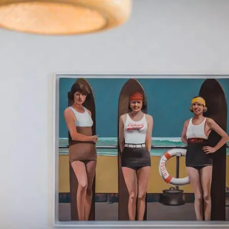 London Avenue Keyweek Center With Balcony And Parking * Biarriz