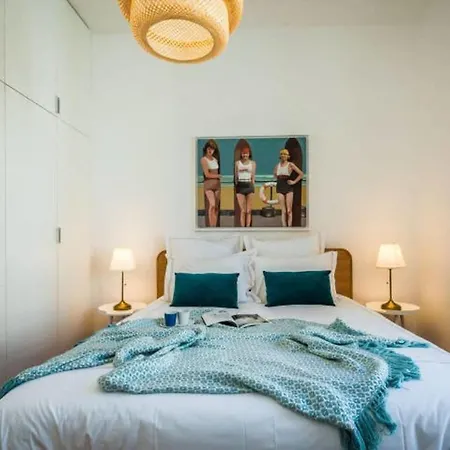 London Avenue Keyweek Center With Balcony And Parking Apartament