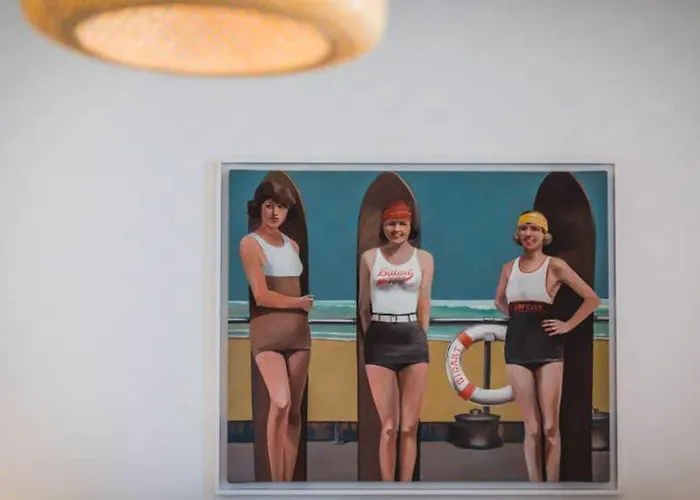 London Avenue Keyweek Center With Balcony And Parking * Biarriz